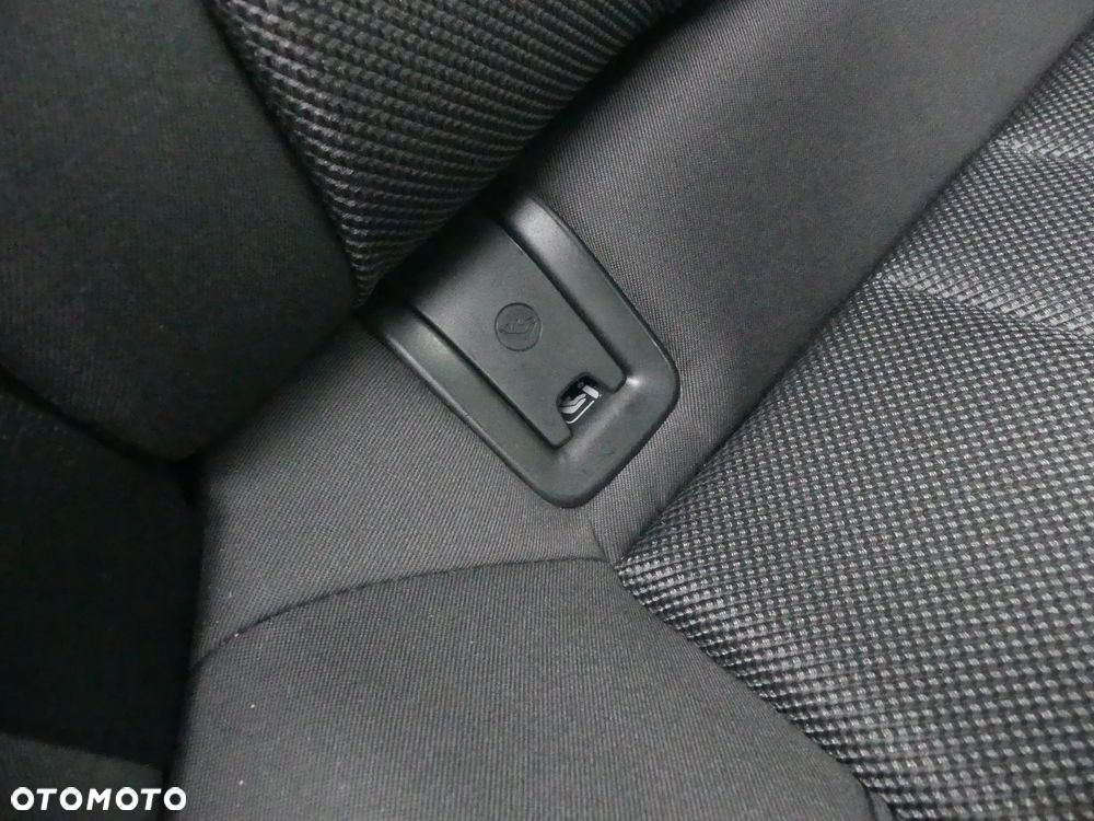 Audi A4 Avant 2.0 TDI - 17