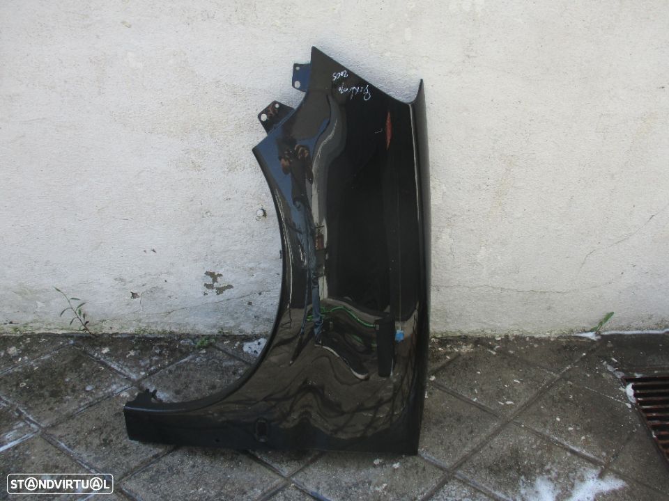 Guarda Lamas Citroen Berlingo Esquerdo 2002 a 2008 - 2