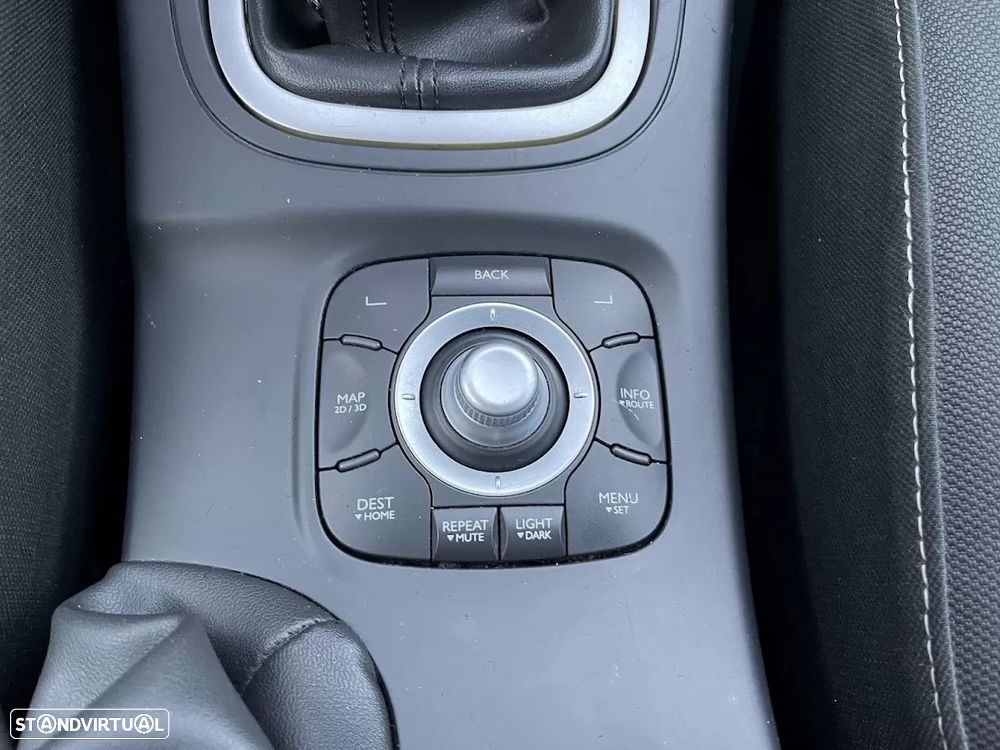 Renault Mégane 1.5 dCi Comfort SS - 20