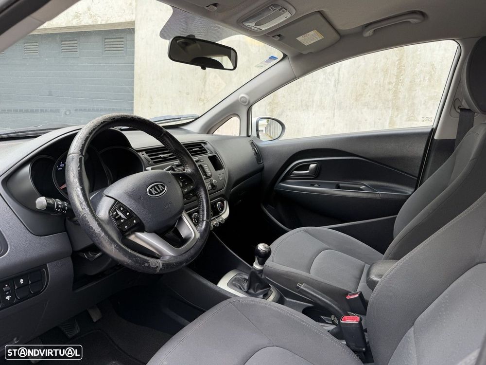 Kia Rio 1.2 CVVT LX - 10