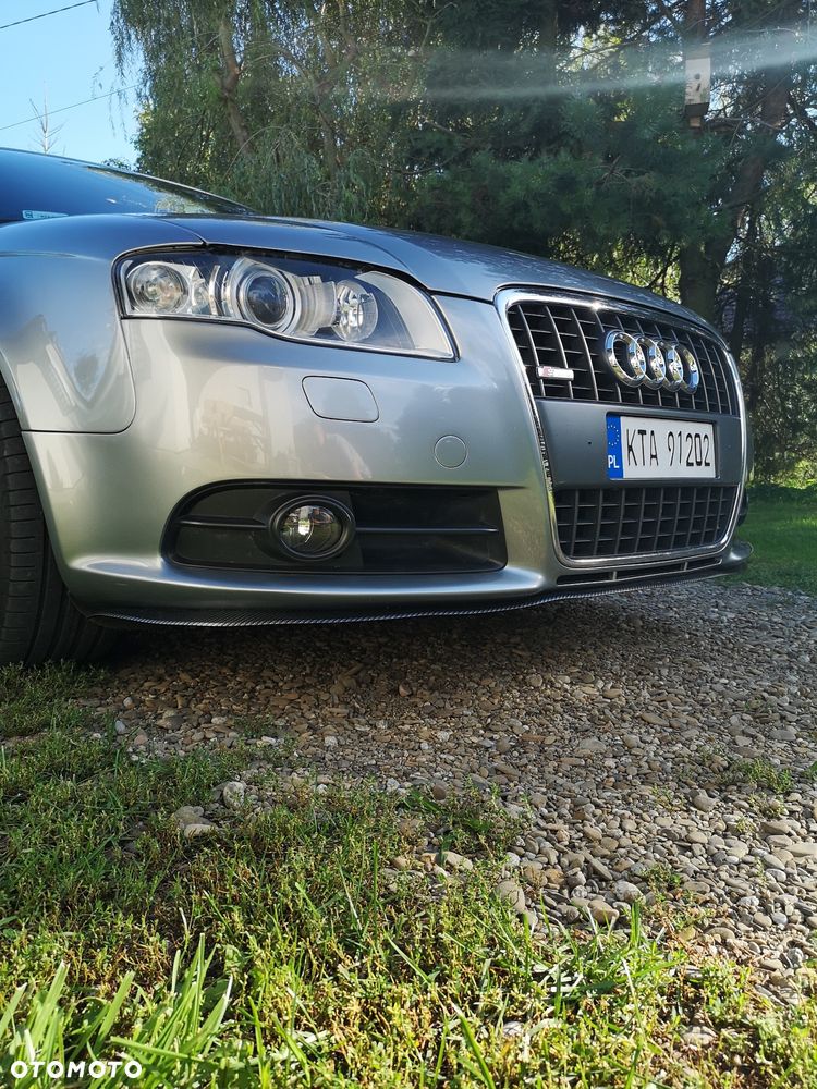 Audi A4 Avant - 32