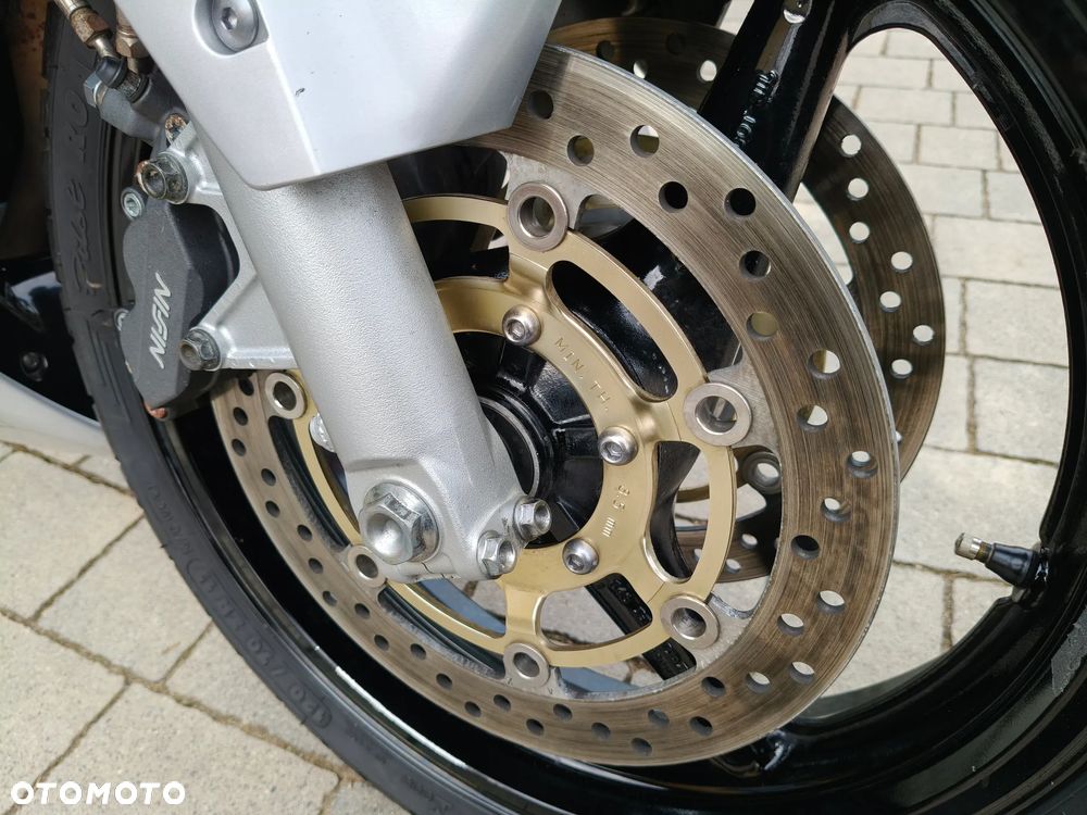Honda CBR - 16