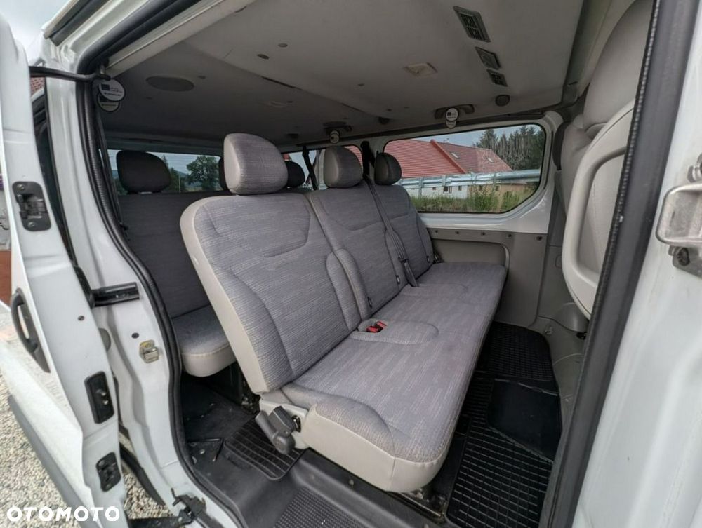Renault Trafic - 15