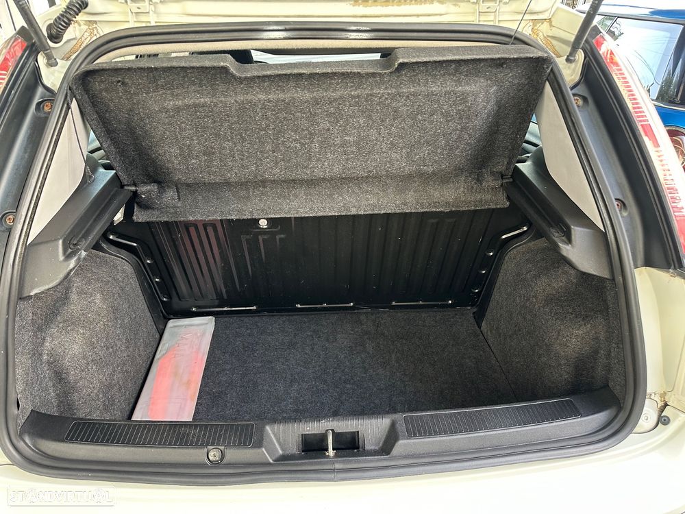 Fiat Punto Evo 1.3 M-Jet My Life Tom Tom 90g - 14
