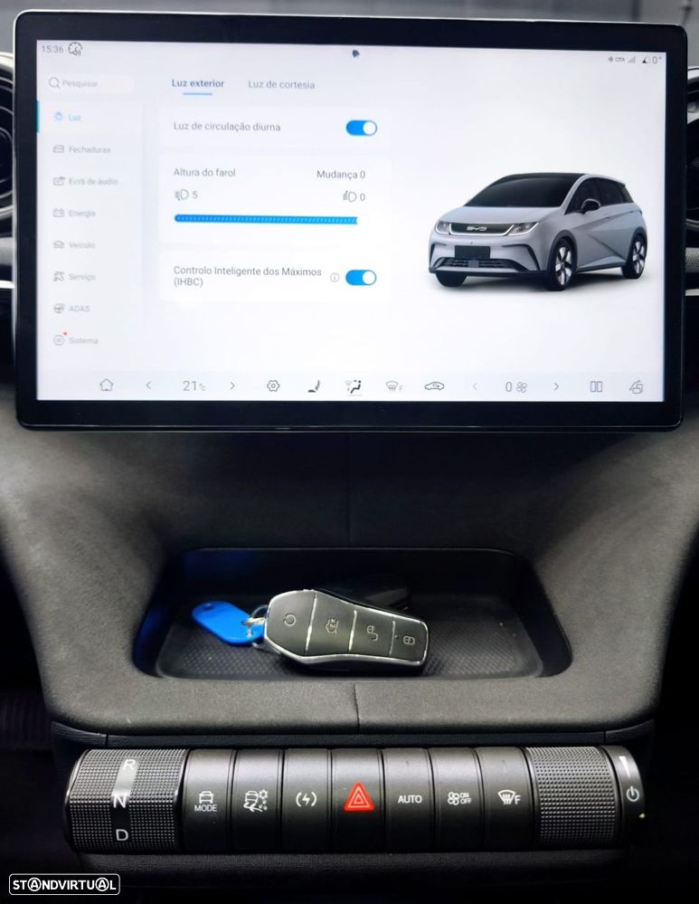 BYD Dolphin 60.4 kWh Design - 32