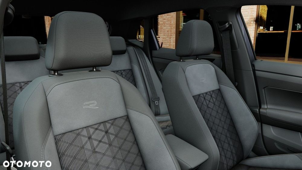 Volkswagen Polo 1.0 TSI R-Line Plus DSG - 11