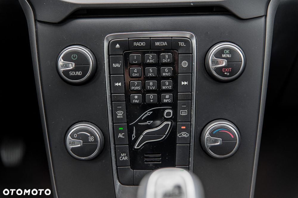 Volvo V40 T2 Drive-E Kinetic - 33