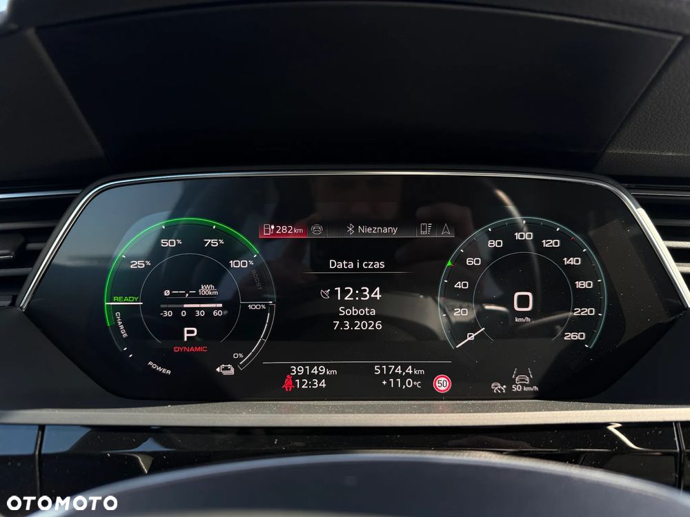 Audi Q8 e-tron 50 quattro advanced - 11
