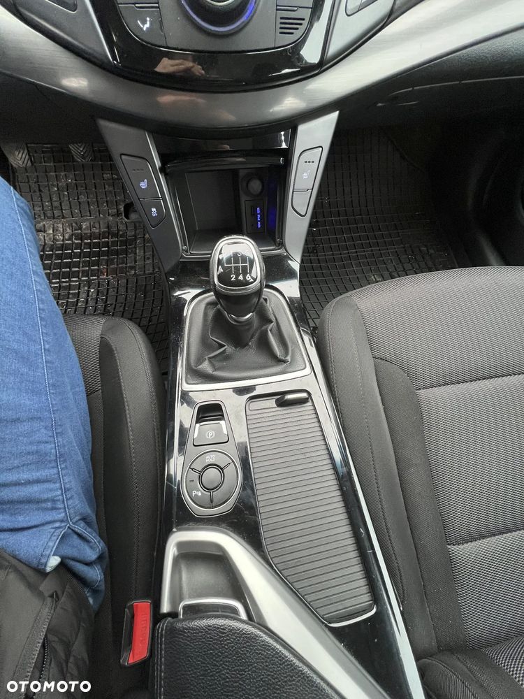 Hyundai i40 i40cw 1.7 CRDi Fifa World Cup Edition - 27