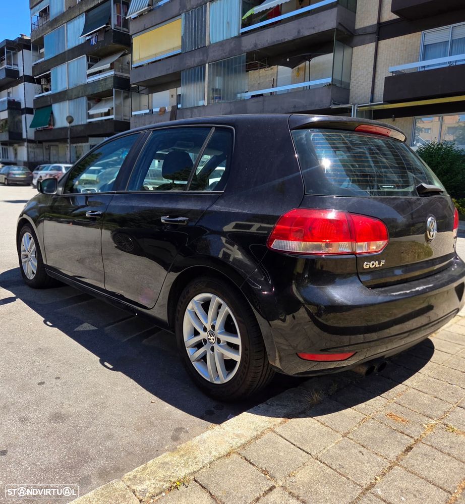 VW Golf 2.0 TDi Confortline - 6