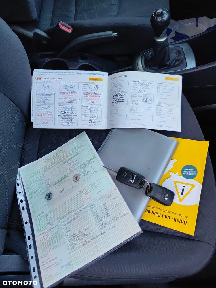 Kia Rio 1.2 Attract - 20
