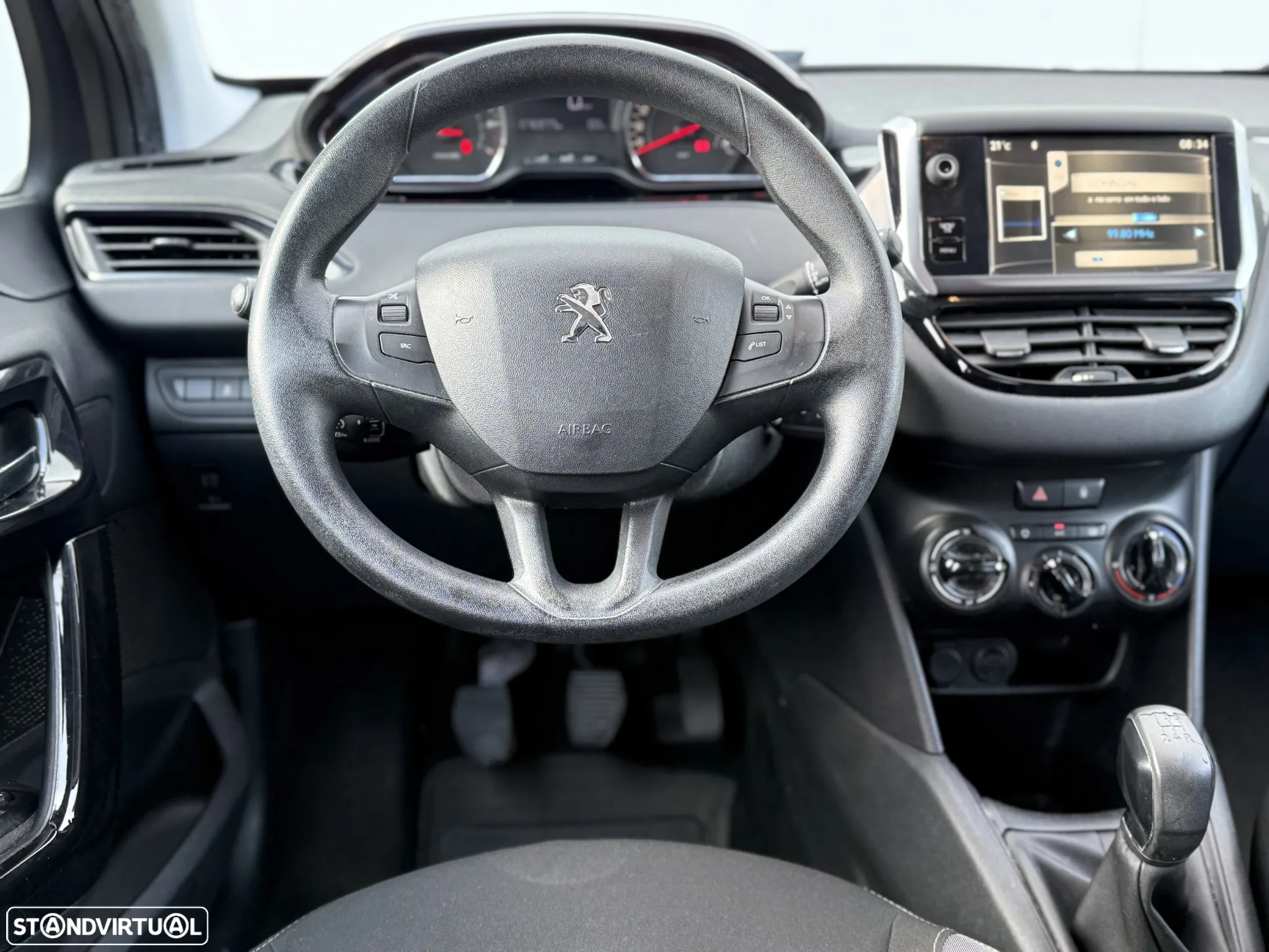 Peugeot 208 1.2 VTi Allure - 31