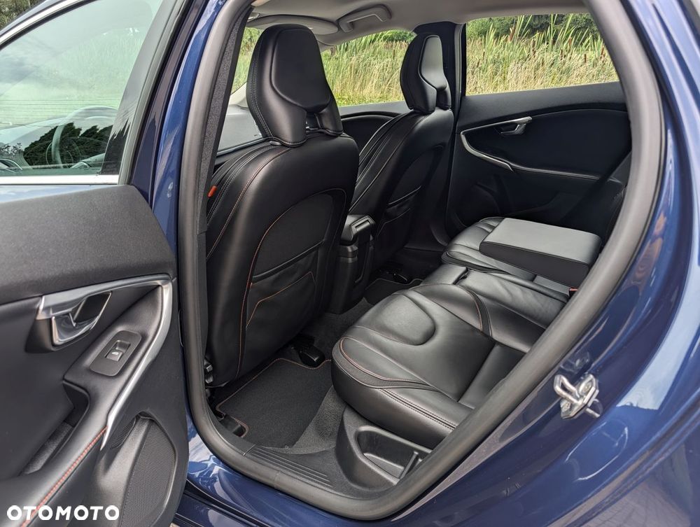 Volvo V40 D2 Ocean Race - 18