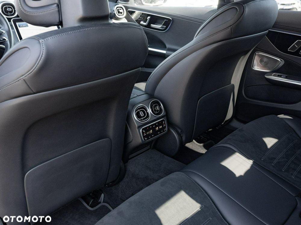 Mercedes-Benz Klasa C - 28