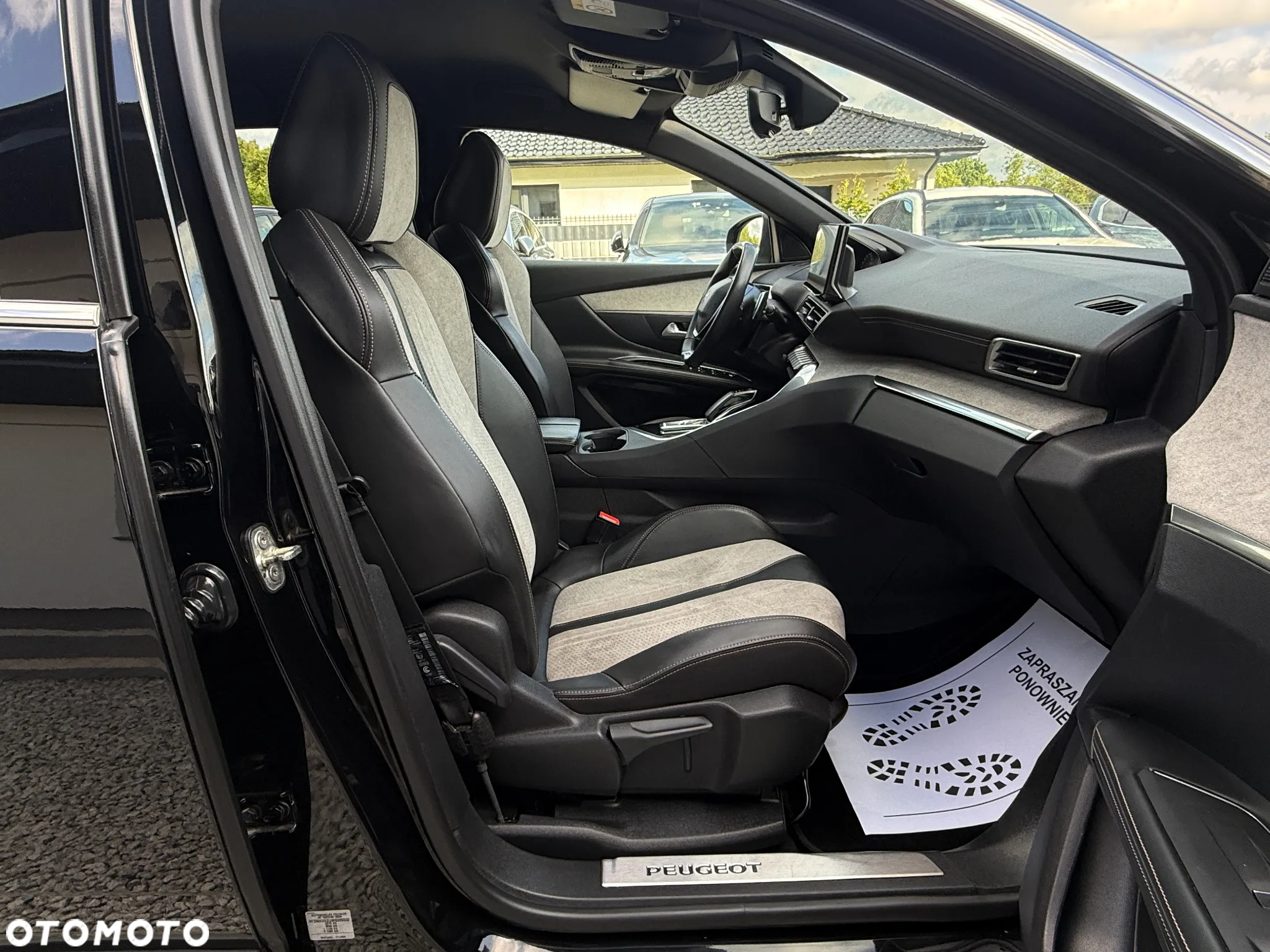 Peugeot 3008 Plug-In Hybrid 225 e-EAT8 GT - 32