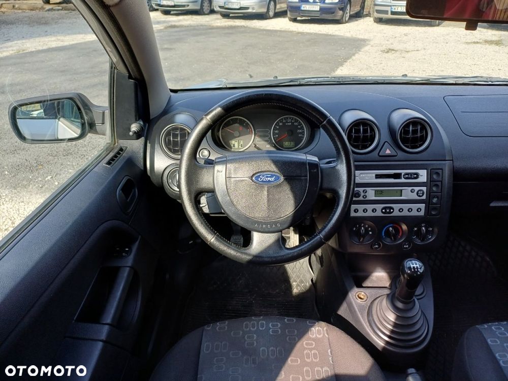 Ford Fiesta - 8