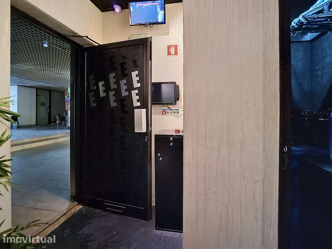 Loja  Venda em Lordelo do Ouro e Massarelos,Porto - Grande imagem: 2/23