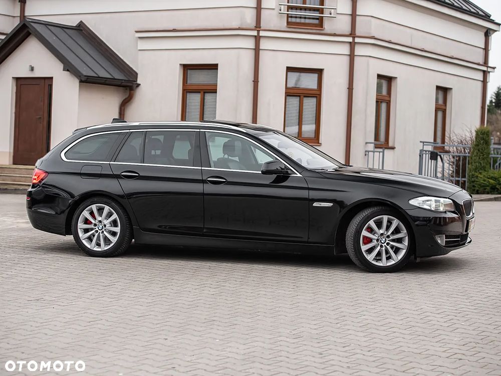 BMW Seria 5 520d - 14