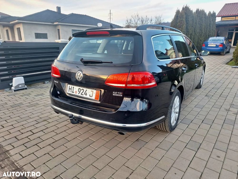 Volkswagen Passat Variant 2.0 TDI 4Motion DSG BlueMotion Tech Highline - 3
