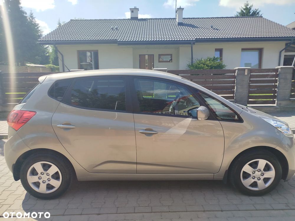 Kia Venga 1.6 Business Line - 2