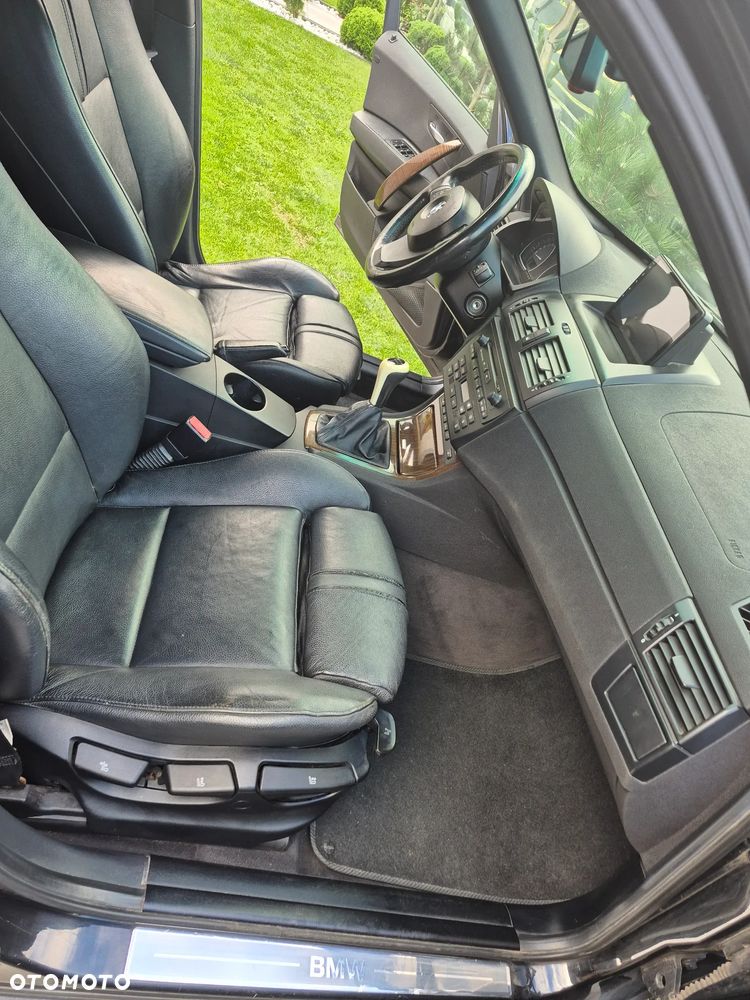 BMW X3 2.5i - 14