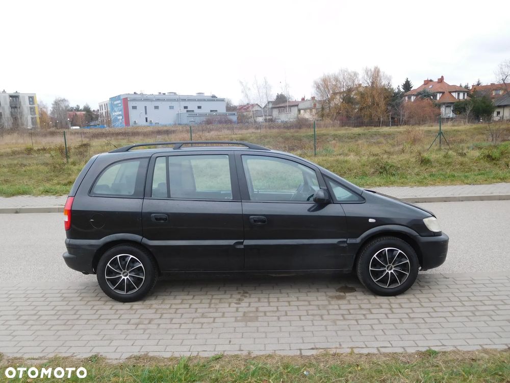 Opel Zafira 1.8 16V Comfort - 13