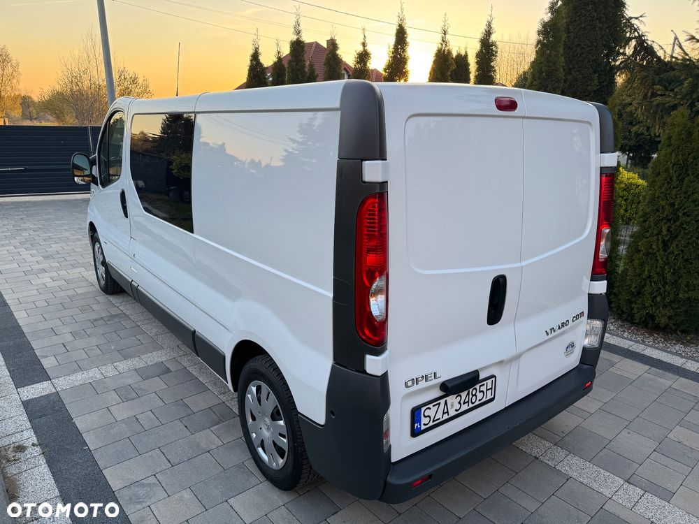 Opel Vivaro - 9