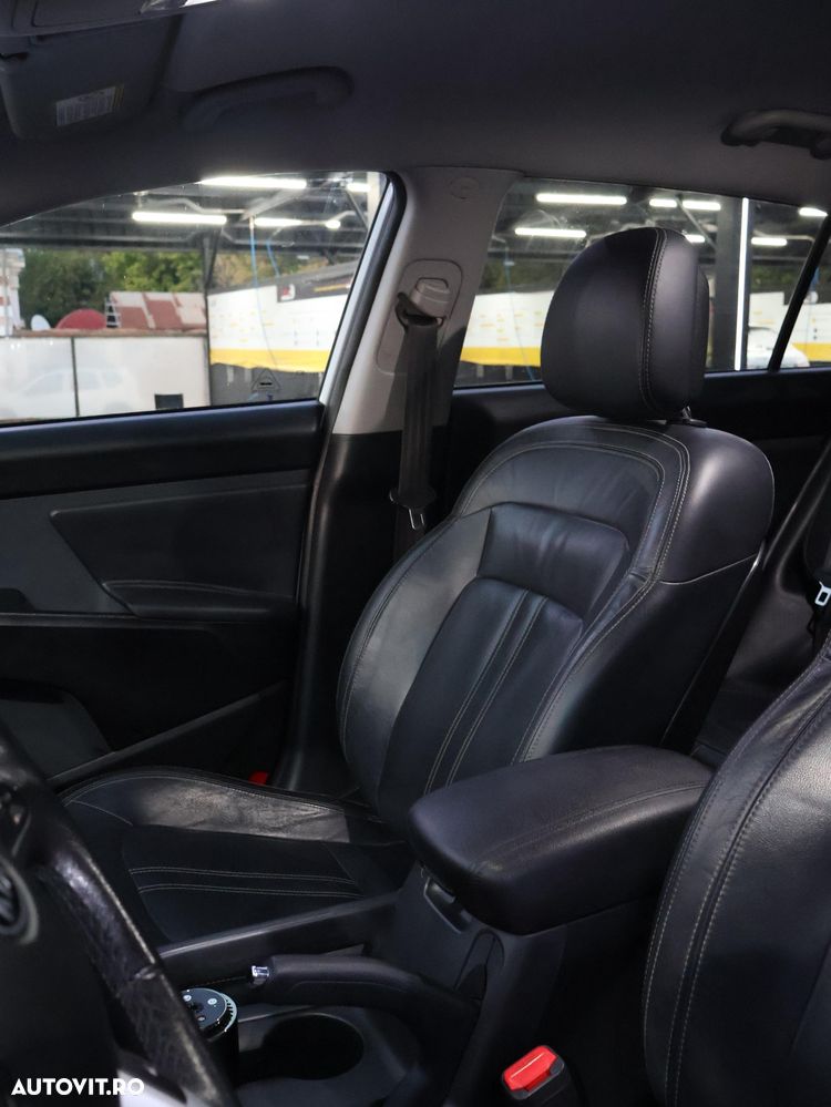 Kia Sportage - 12
