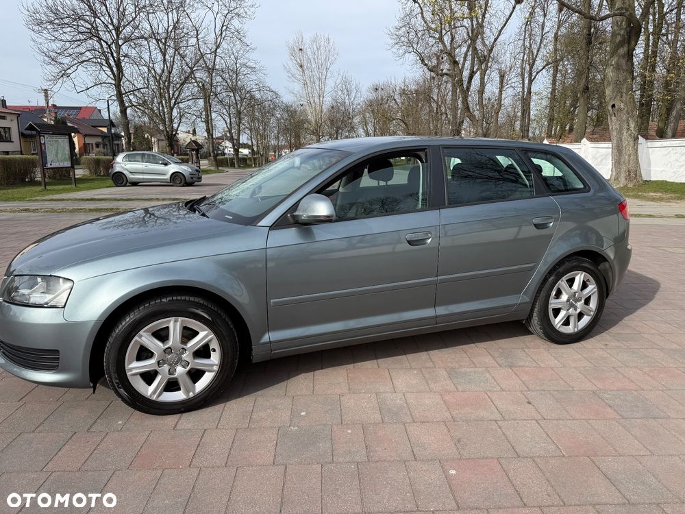 Audi A3 Sportback 1.6 Attraction - 29
