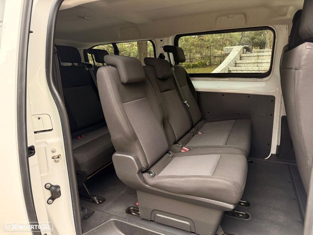 Peugeot Traveller 1.5 BlueHDi L3H1 Long - 13