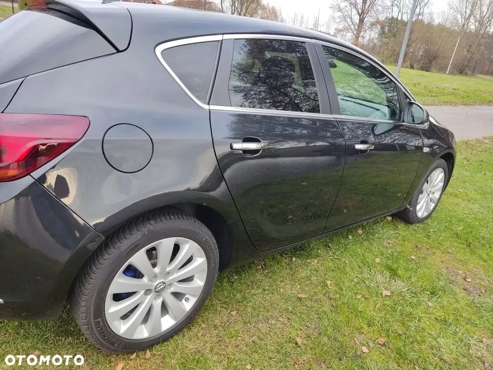 Opel Astra 1.4 Turbo Cosmo - 3