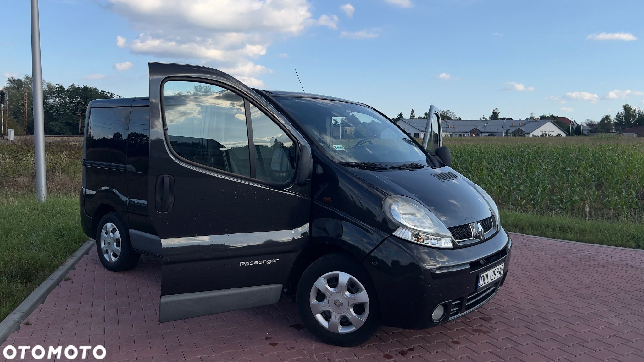 Renault Trafic dCi Passenger - 1