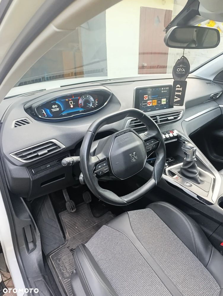 Peugeot 3008 1.5 BlueHDi Allure Pack S&S - 5