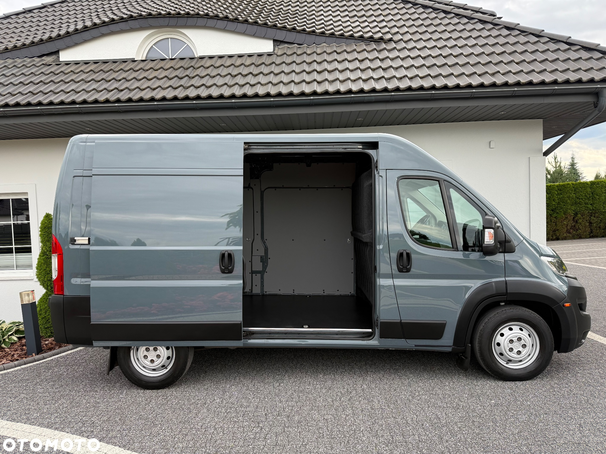 Opel Movano - 8