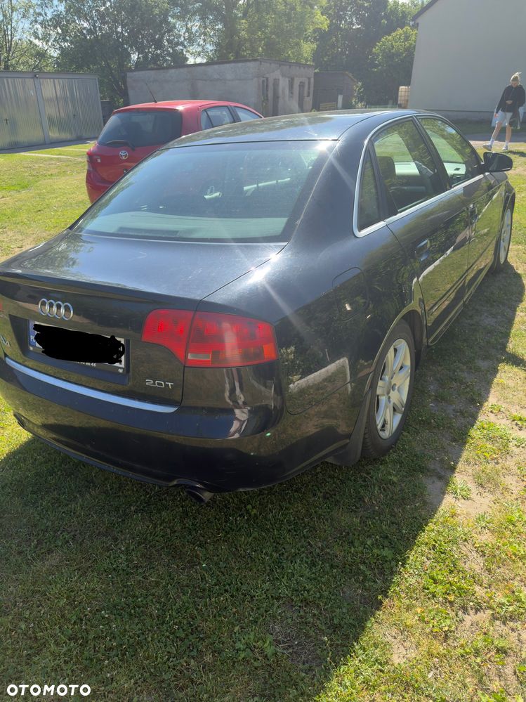 Audi A4 Limousine 2.0T FSI - 5