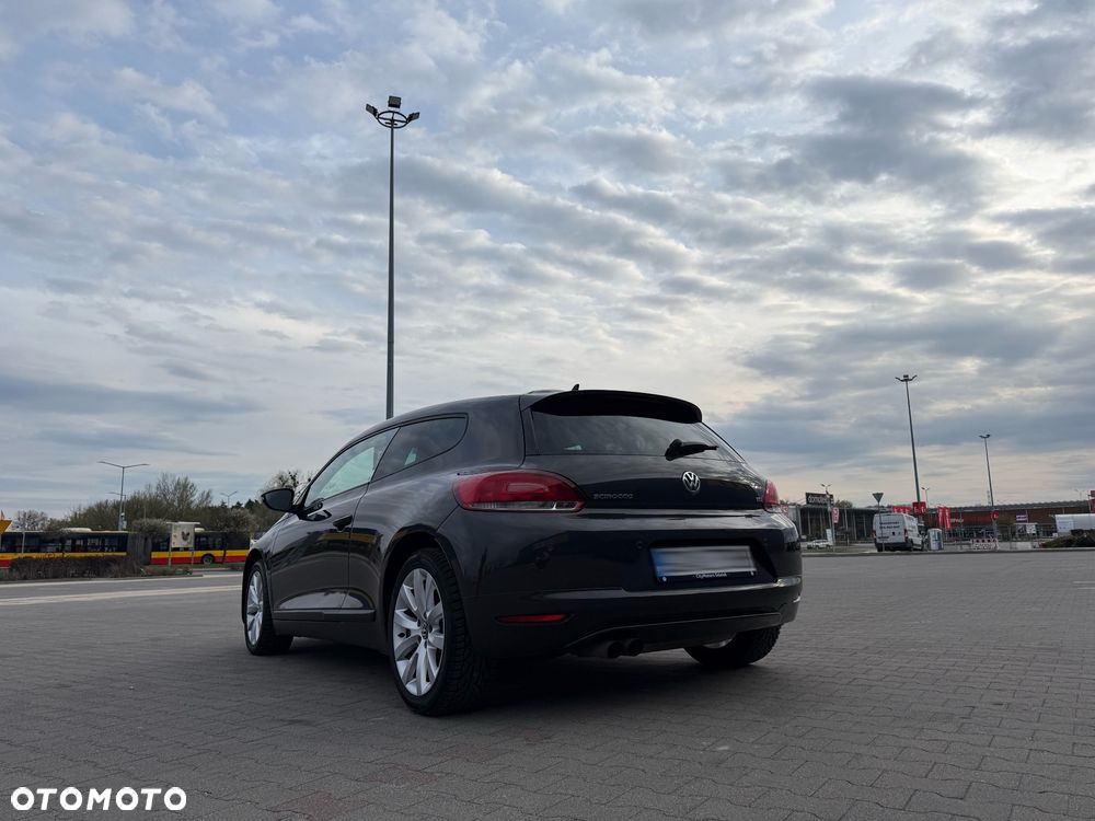 Volkswagen Scirocco 1.4 TSI DSG - 4