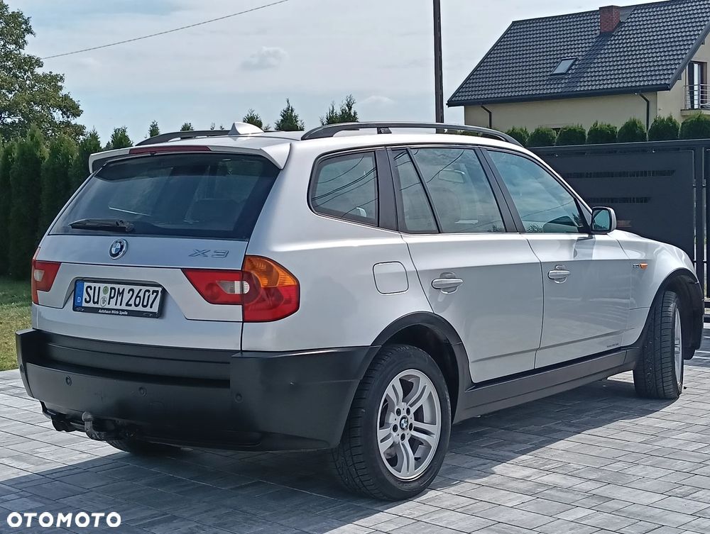 BMW X3 3.0i - 8