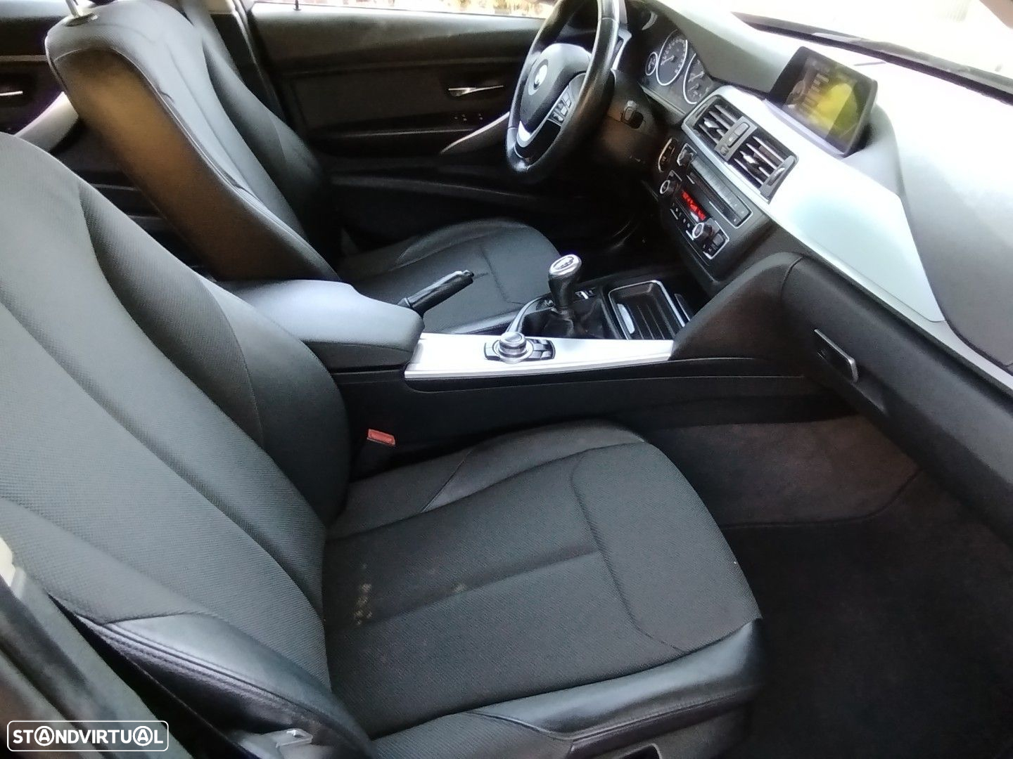 BMW 320 d Touring EfficientDynamics Line Modern - 11