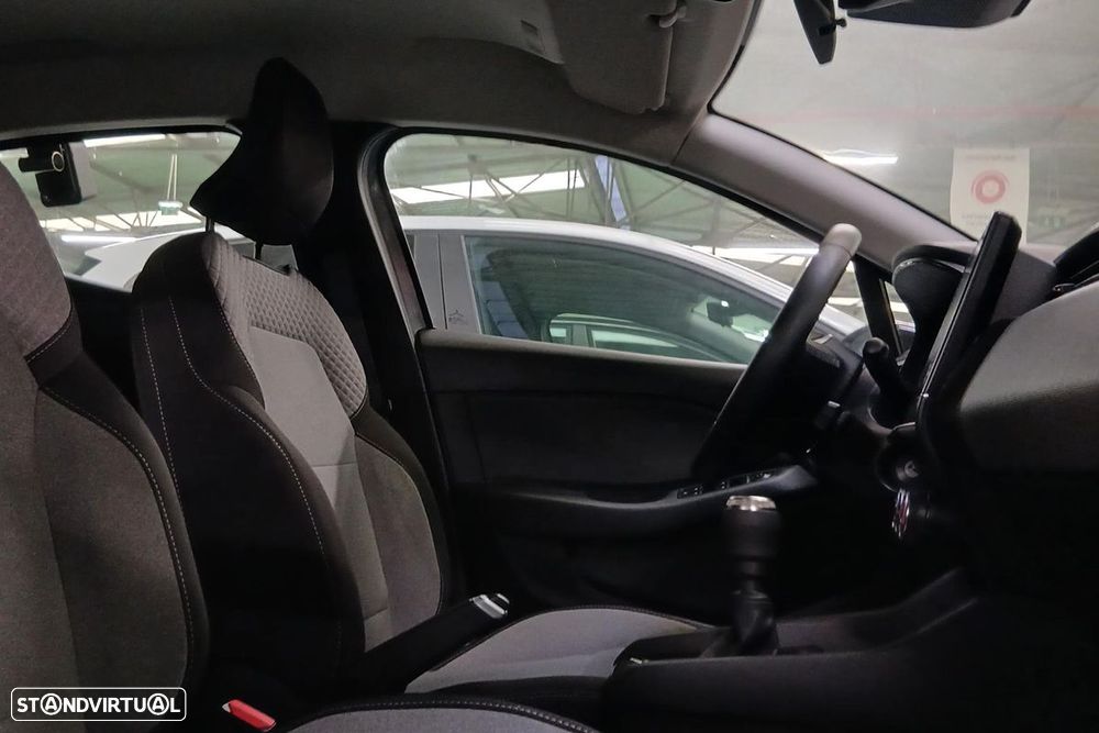 Renault Clio 1.0 TCe Evolution - 11