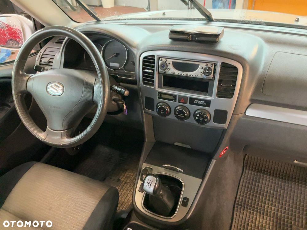 Suzuki Vitara 1.6 JX - 14