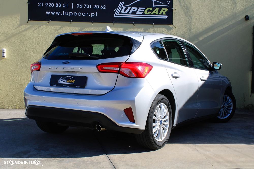 Ford Focus 1.5 TDCi EcoBlue Titanium - 17