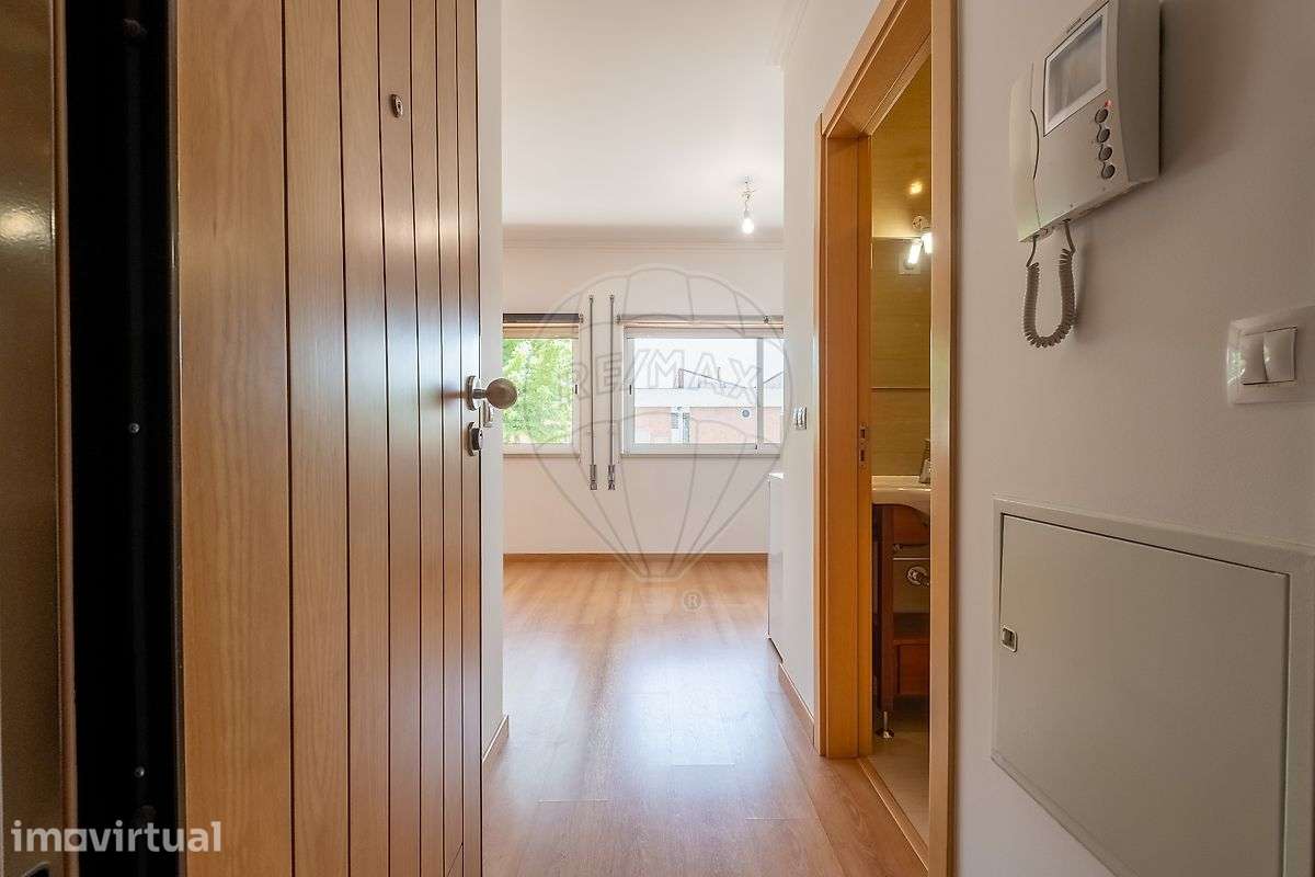 Apartamento T0 para venda - Grande imagem: 4/27