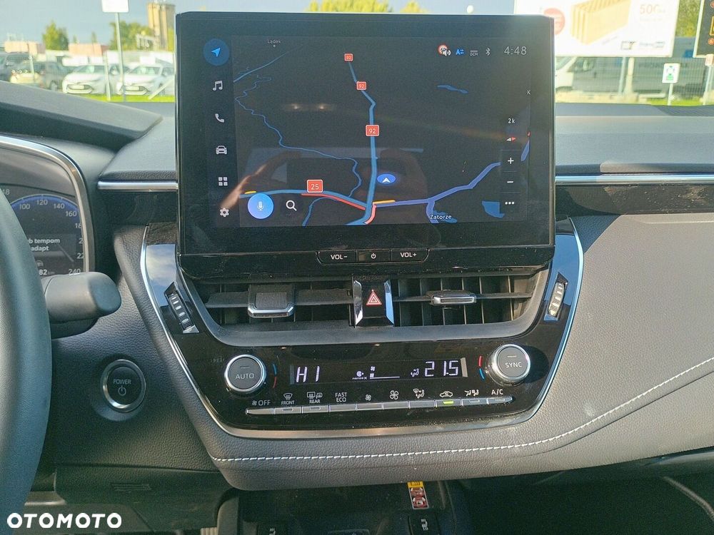 Toyota Corolla 1.8 Hybrid Style - 18