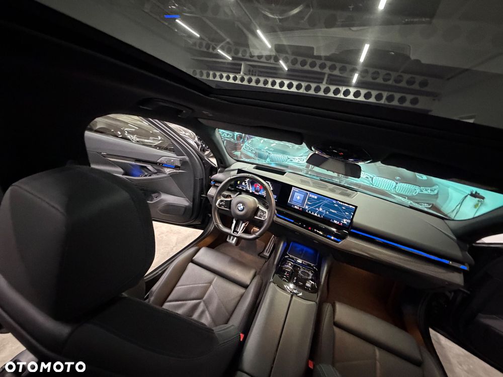 BMW Seria 5 520d xDrive mHEV M Sport - 28