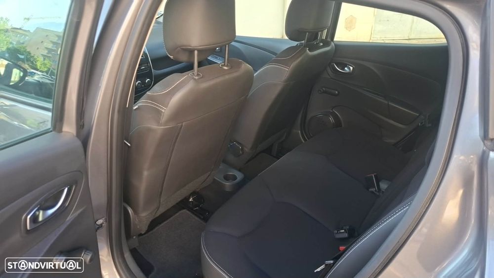 Renault Clio 1.5 dCi Dynamique S - 13