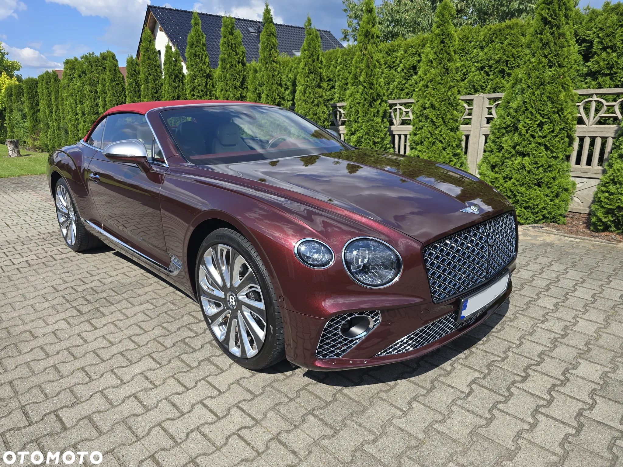Bentley Continental GT New Convertible V8 Mulliner - 8