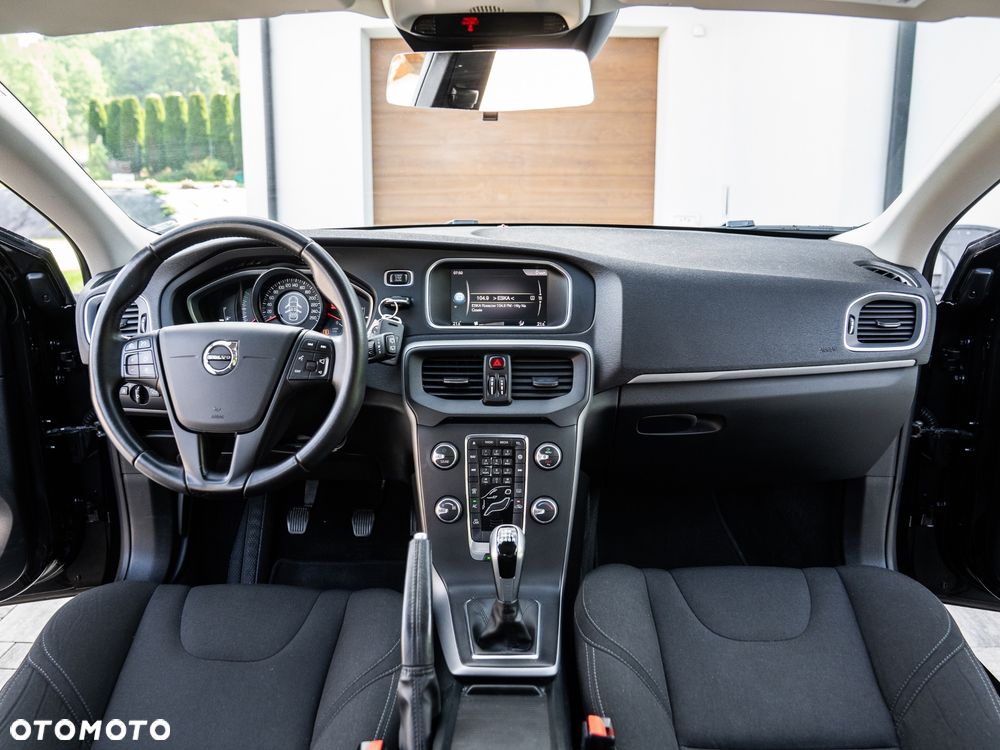 Volvo V40 D2 Kinetic - 27