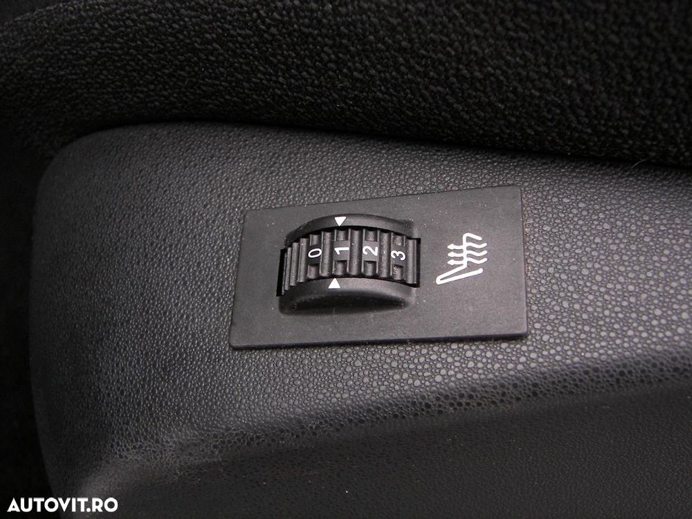 Citroën DS3 PureTech 110 Start & Stop SoChic - 10