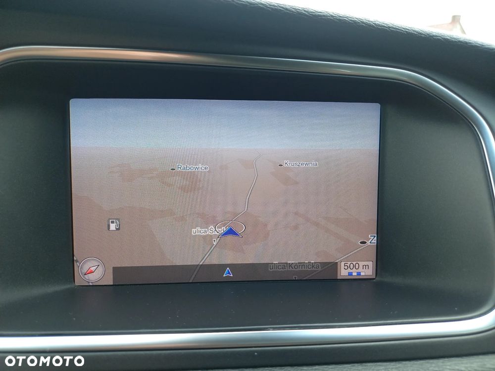 Volvo V40 D2 Momentum - 26