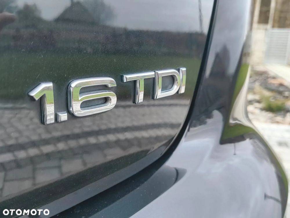 Audi A3 Sportback 1.6 TDI DPF Ambiente - 14